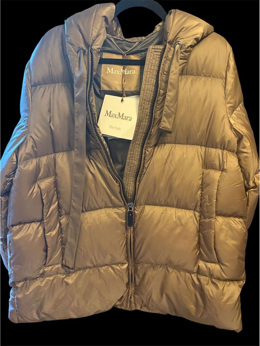 Max Mara down puffer with hood NWT